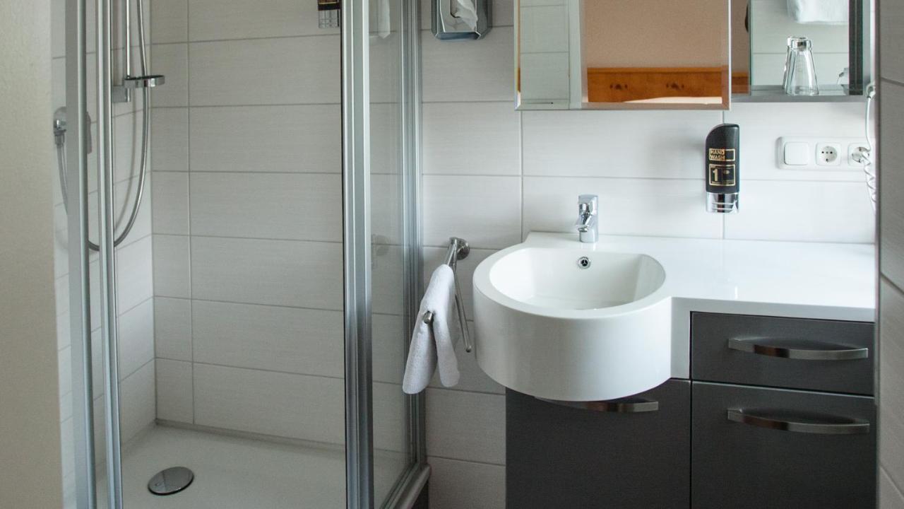 Hotel Zur Post Трир Экстерьер фото